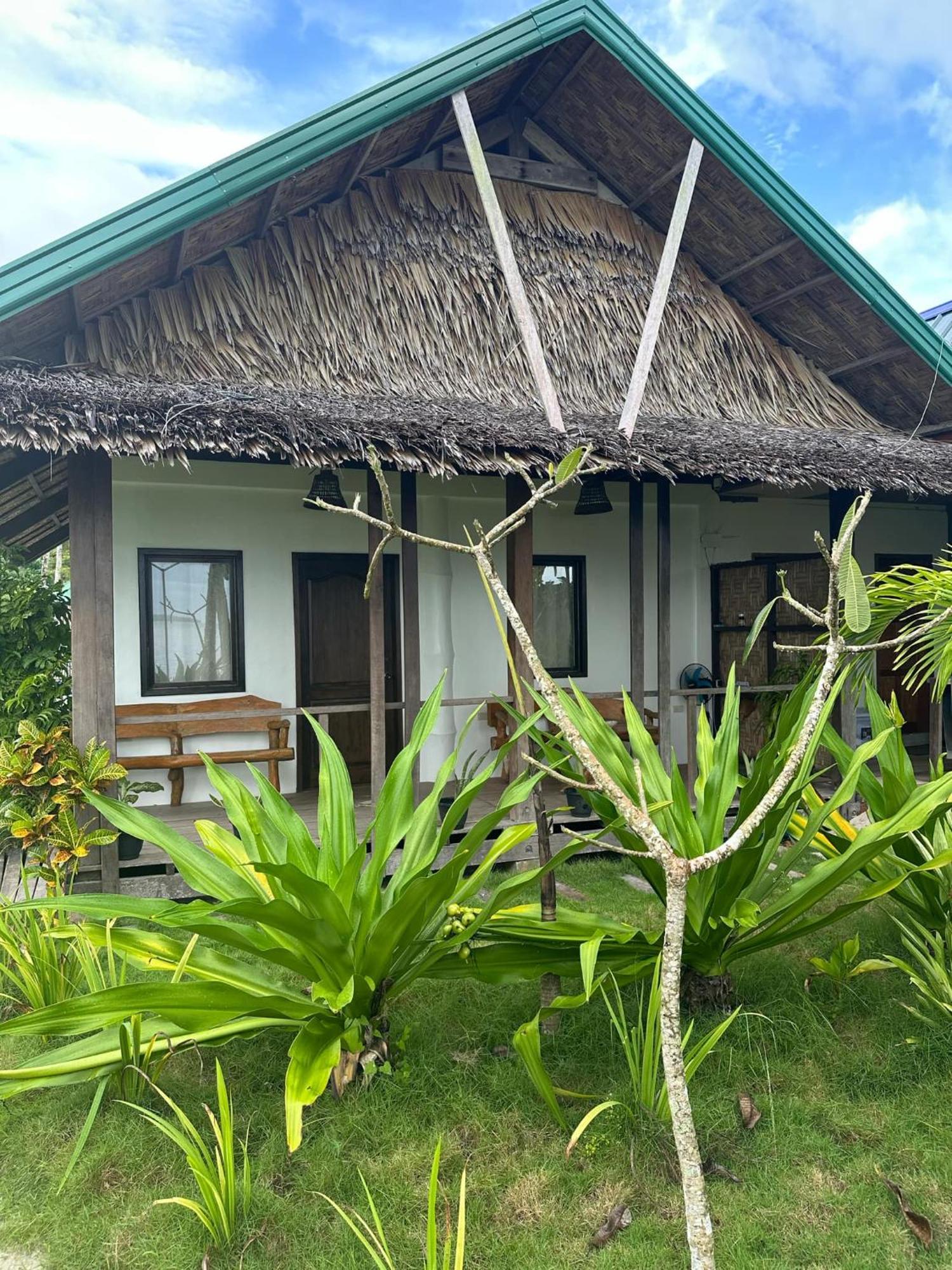 L&A Homestay Siargao Beach Resort Генерал-Луна Экстерьер фото